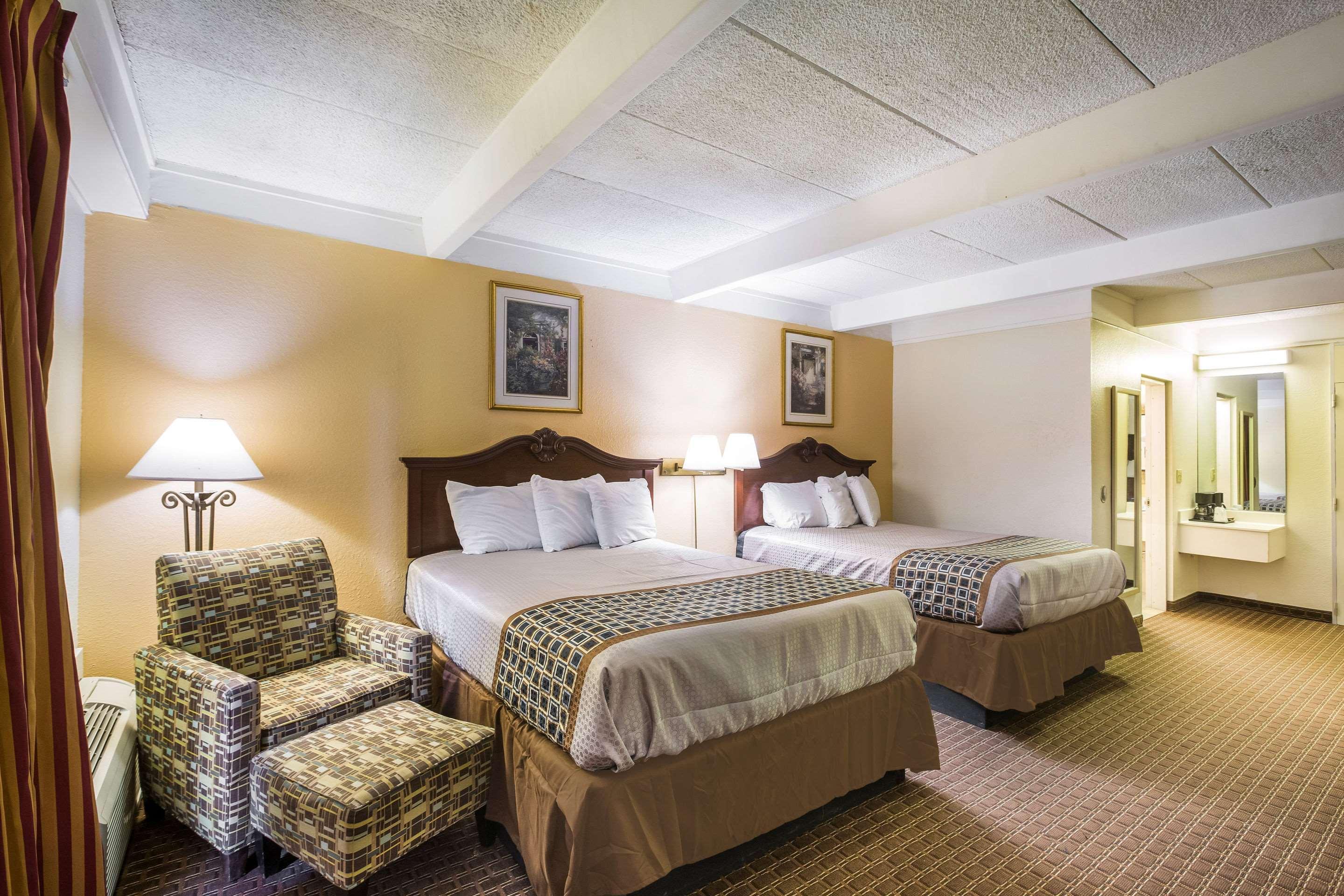 Super 8 By Wyndham Macon Ga Otel Dış mekan fotoğraf