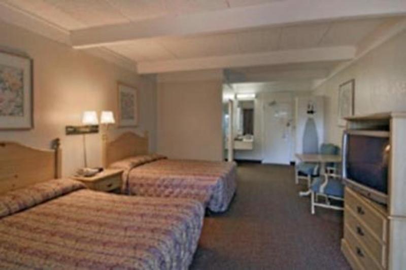 Super 8 By Wyndham Macon Ga Otel Dış mekan fotoğraf