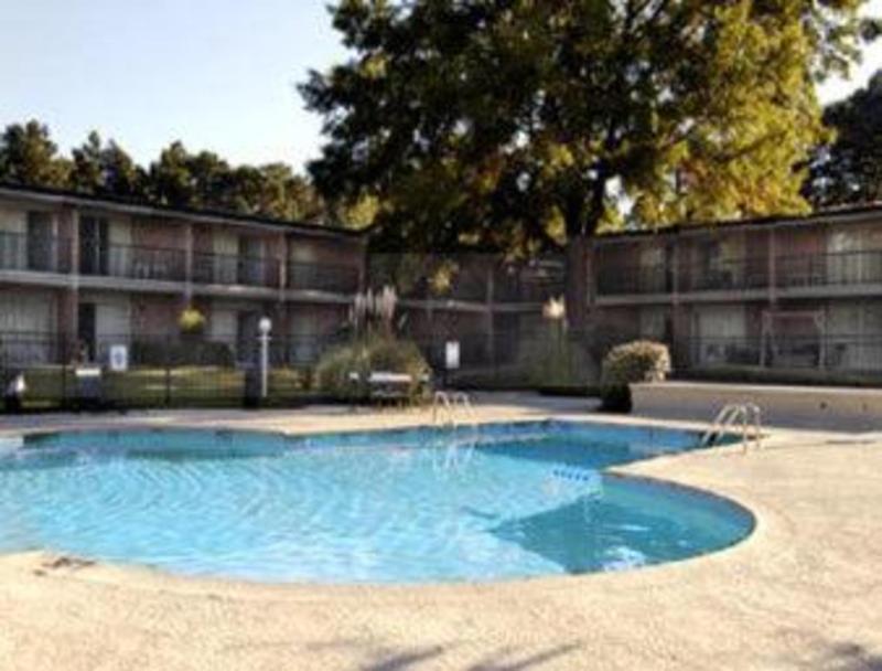 Super 8 By Wyndham Macon Ga Otel Dış mekan fotoğraf